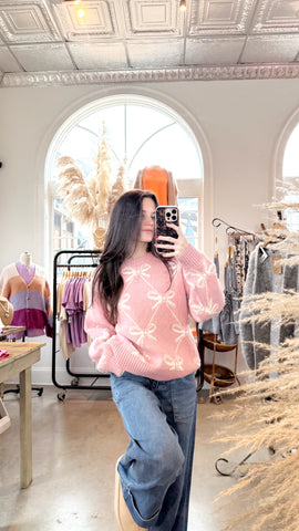 Floral Framed Ruffle Tee