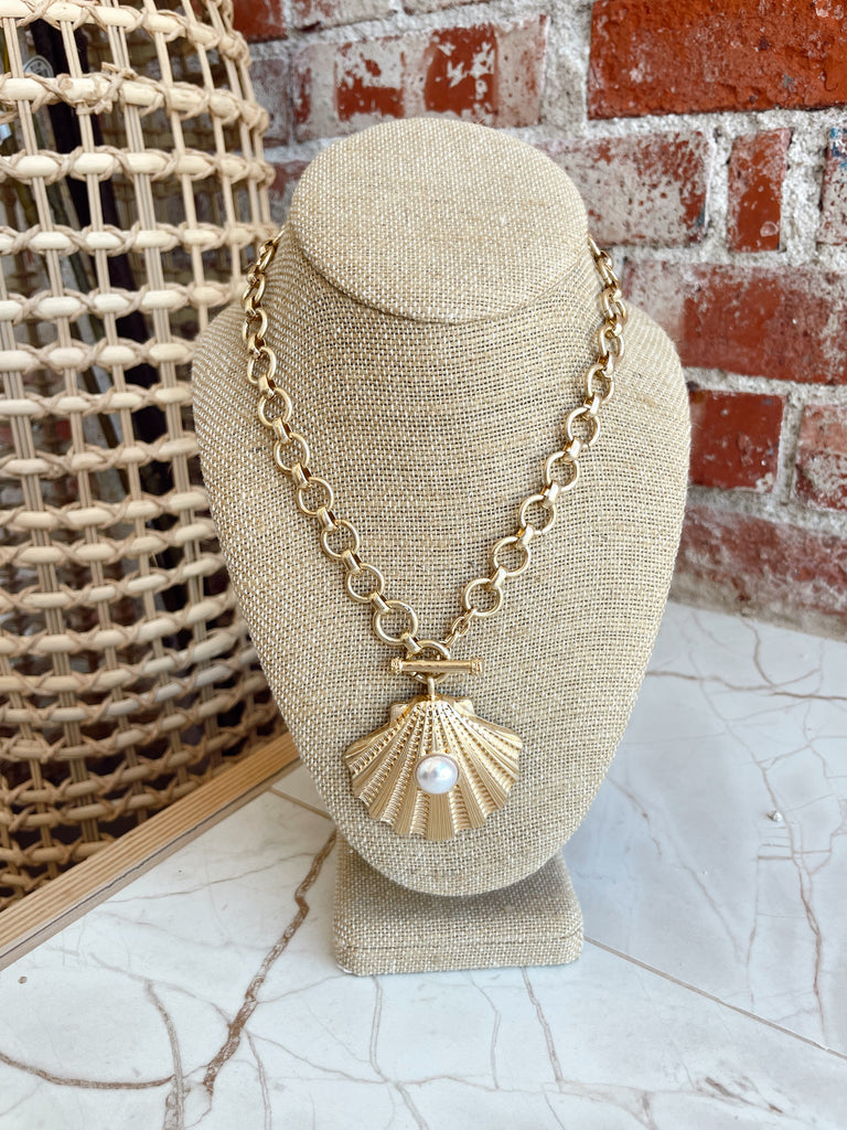 Statement Scallop Shell Necklace
