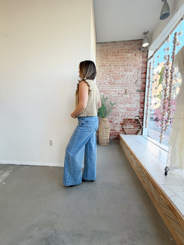 Mid Rise Front Seam Jeans