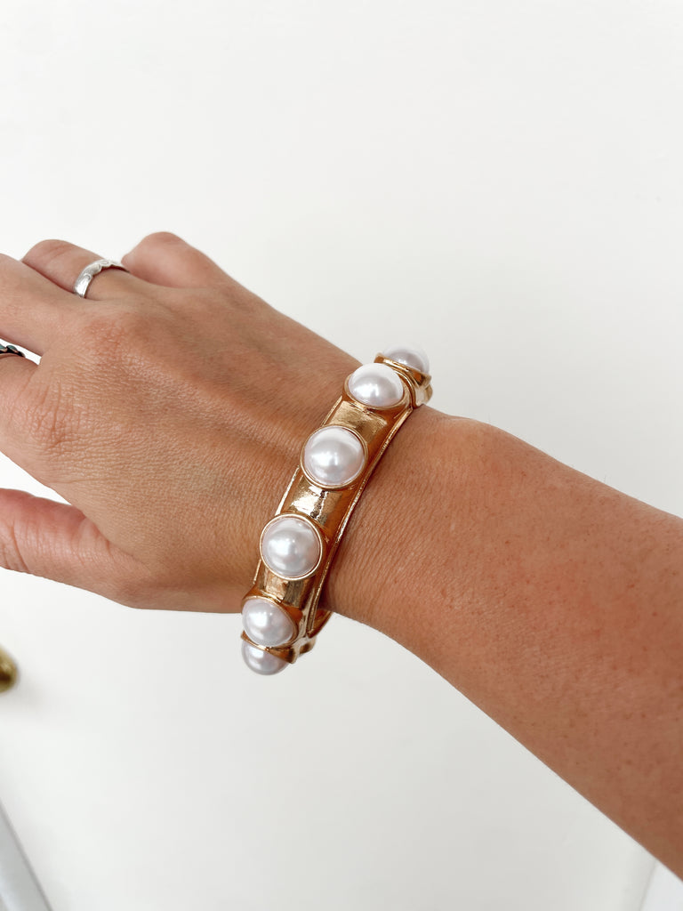 Pearl and Gold Chunky Bangle