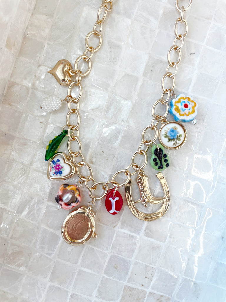 Western Theme & Large Chain Necklace