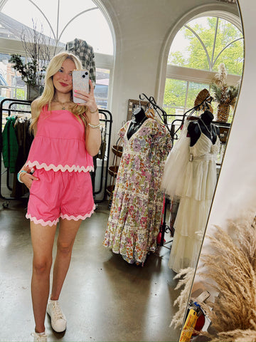 Floral Framed Ruffle Tee