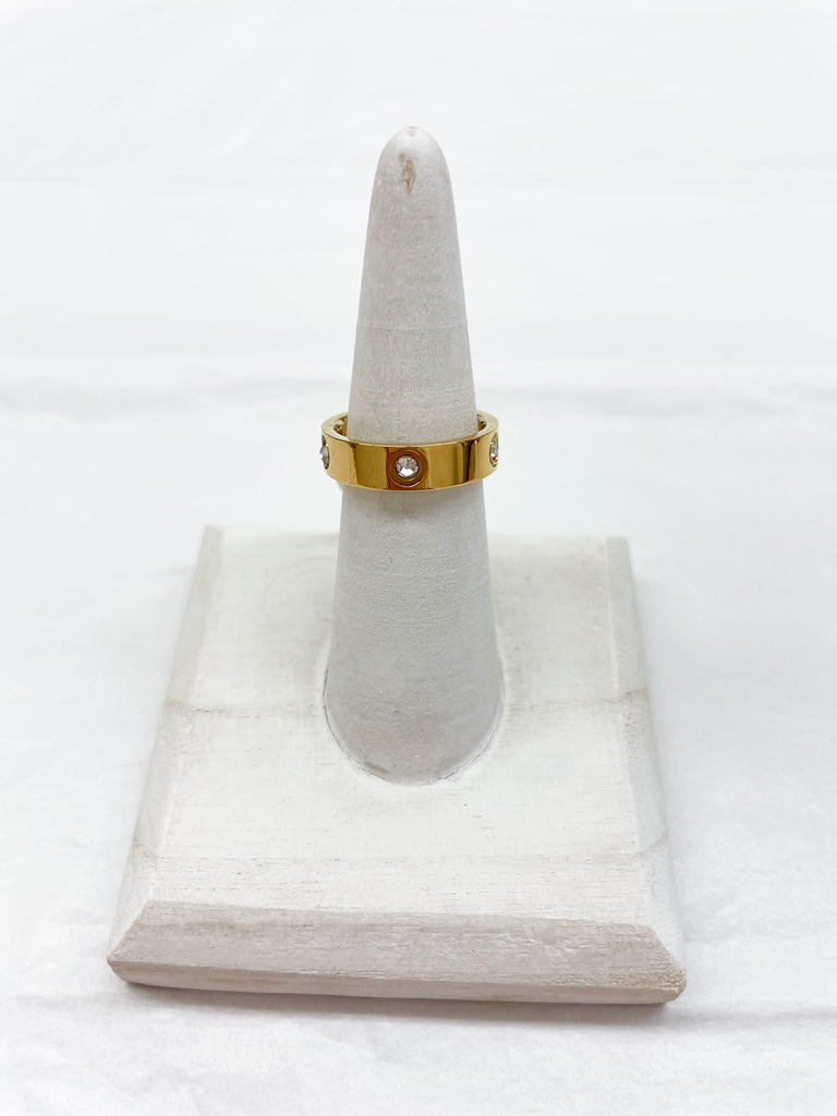 Livin’ Lux Ring in Gold Plated Crystal