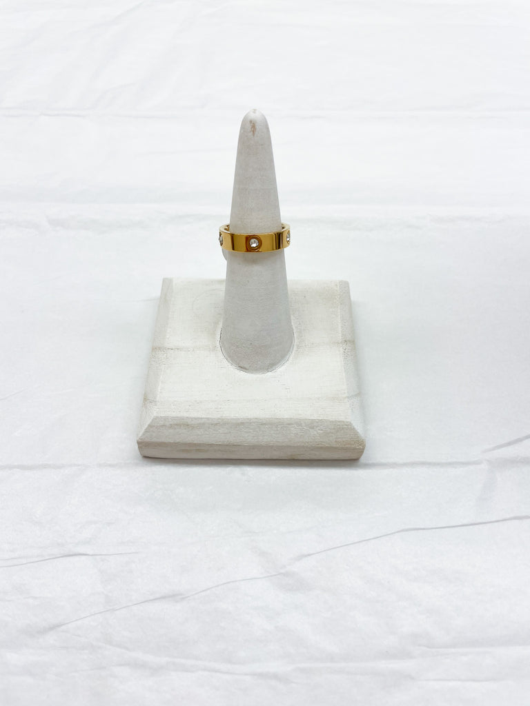 Livin’ Lux Ring in Gold Plated Crystal