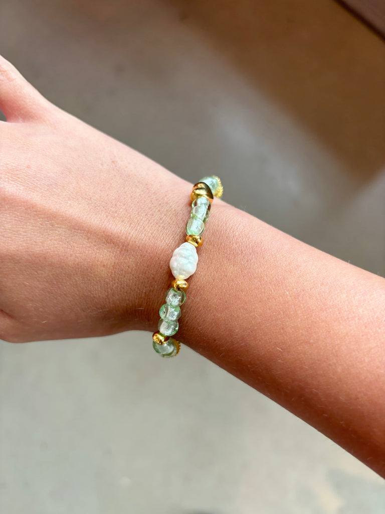 Green Beaded Pearl Summer Bracelet