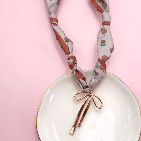 Shell Earrings with Small Pearls