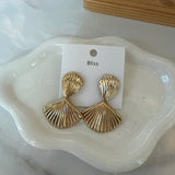 Textured Shell Fan Shape Earrings