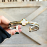 Classy Girl Single Clover Bracelet