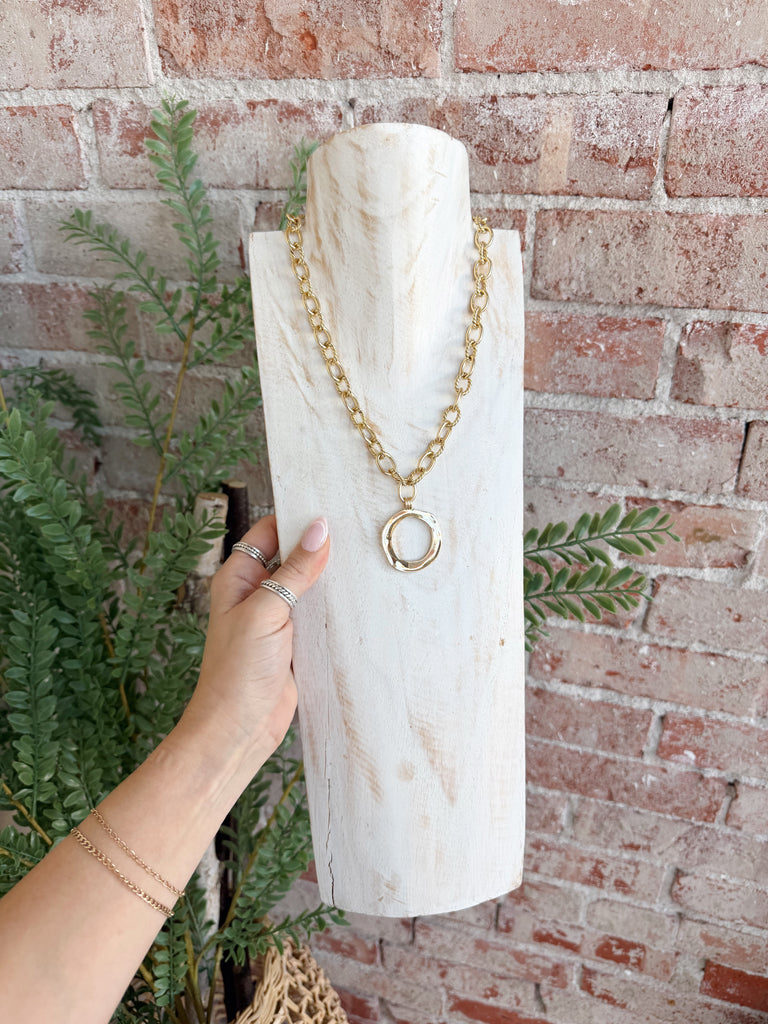 Geometric Ring Outline Necklace