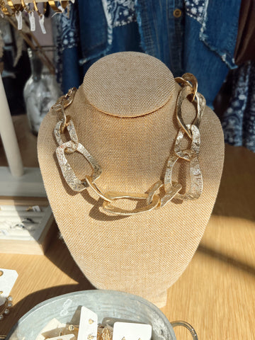 Textured Gold Chain Linked Necklace