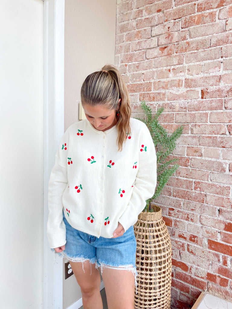 Spring Breeze Cardigan in Cherries