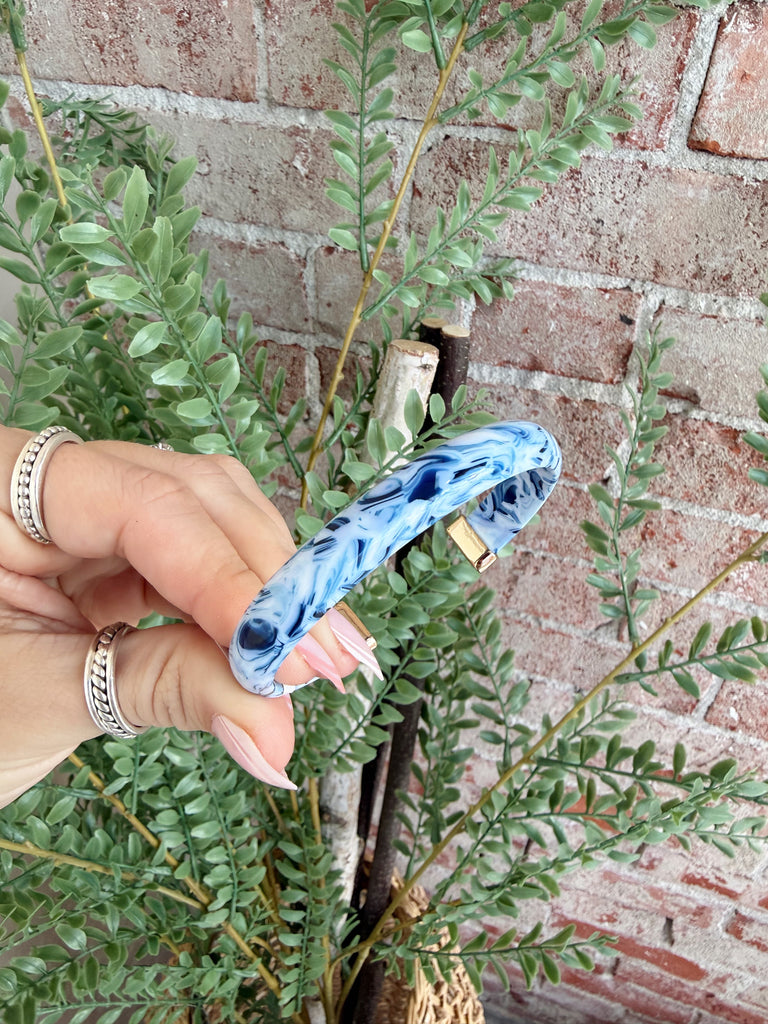 Blue & White Resin Bracelet