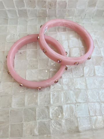 Shell Earrings with Small Pearls