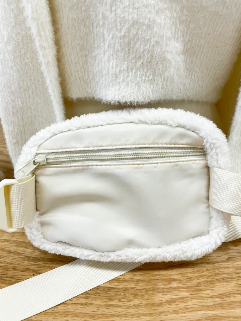 Livin' Lux Belt Bag: Ivory Sherpa
